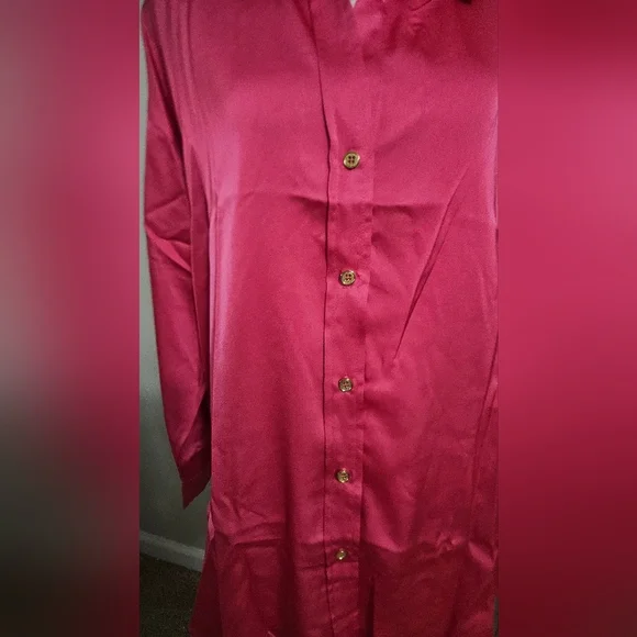 ENTRO Satin Long Sleeve Relaxed Fit Button Up Blouse In Hot Pink. Size Med NWT - Picture 11 of 16